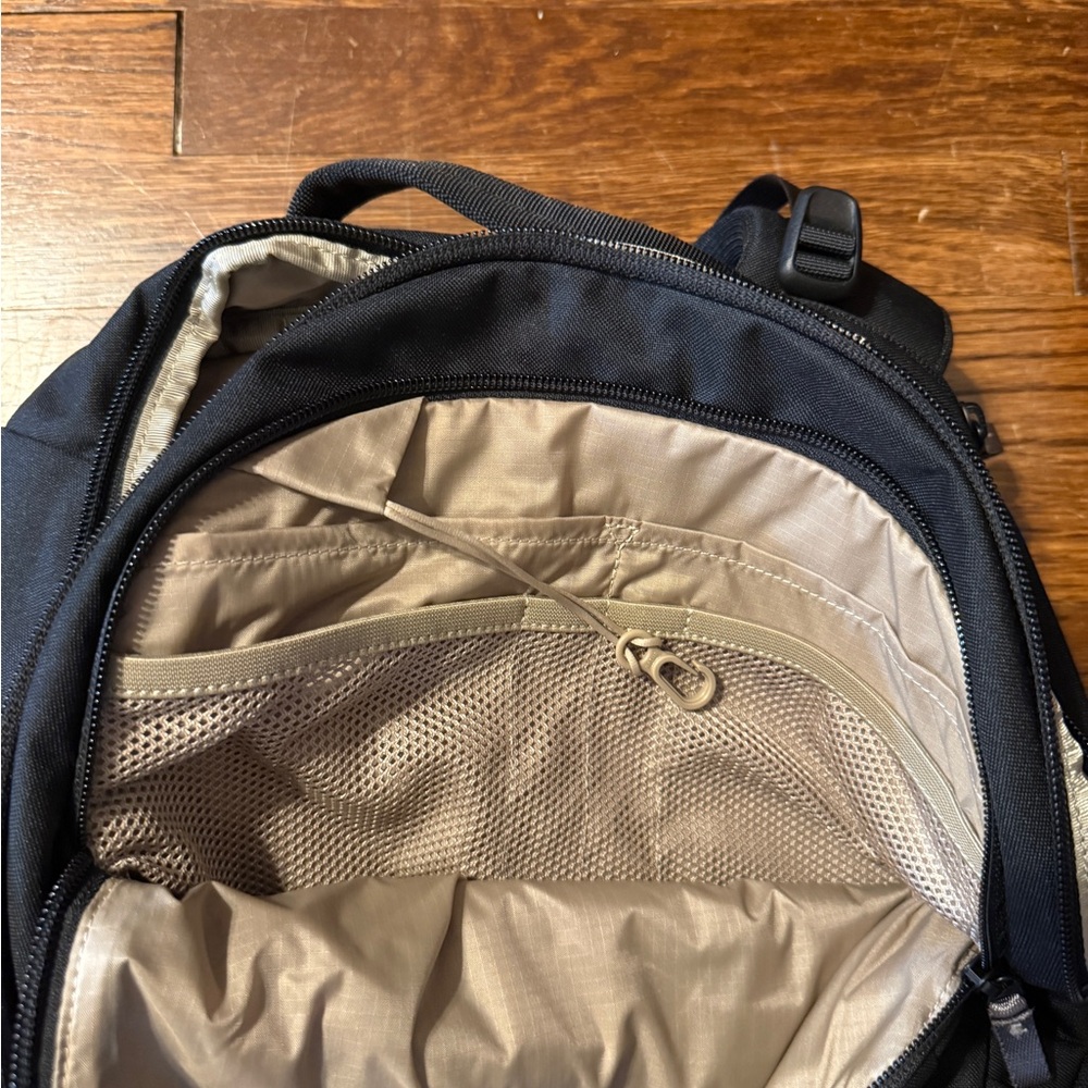 Lululemon Backpack - Picture 2 of 5